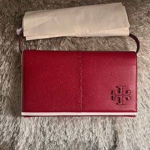 The McGraw Wallet Crossbody